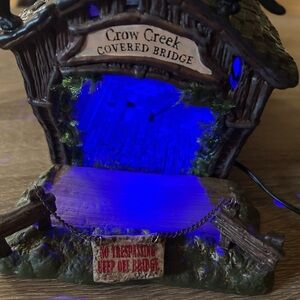 Dept 56 Crow Creek Covered  Bridge Halloween Village Lighted New-see Description